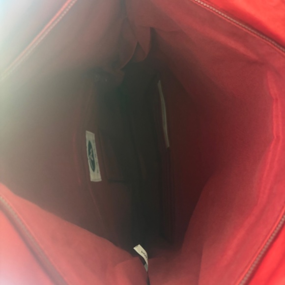 NWT  Deadstock 1990's Read Leather Foldable Shoulder Bag with fringe Tassle - Picture 10 of 10